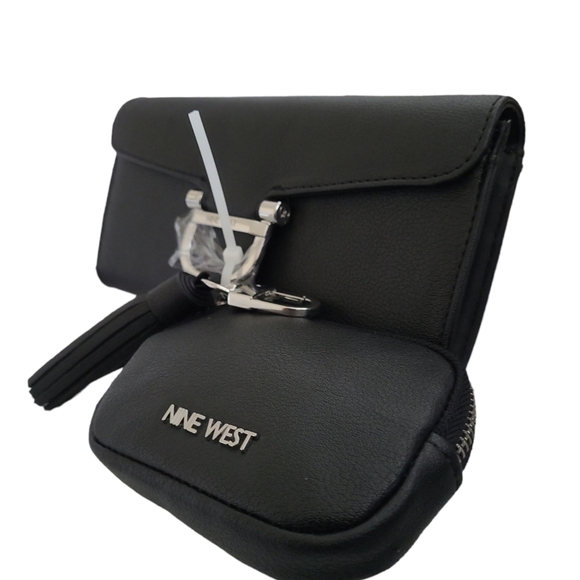 💕NWT Nine West Wallet/Coin Purse/Keychain Set💕 - Picture 5 of 10